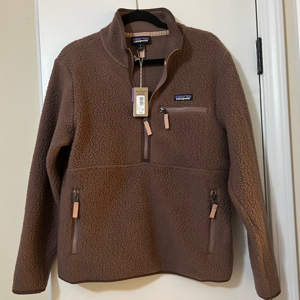 NWT Patagonia Women’s Quarter Zip - Medium